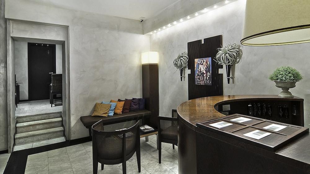 Hotel Intown Luxury House Roma Exterior foto