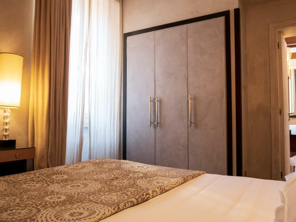Hotel Intown Luxury House Roma Exterior foto